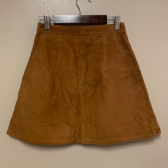 House of Harlow 1960 x REVOLVE Klara Suede Skirt - Picture 5 of 8